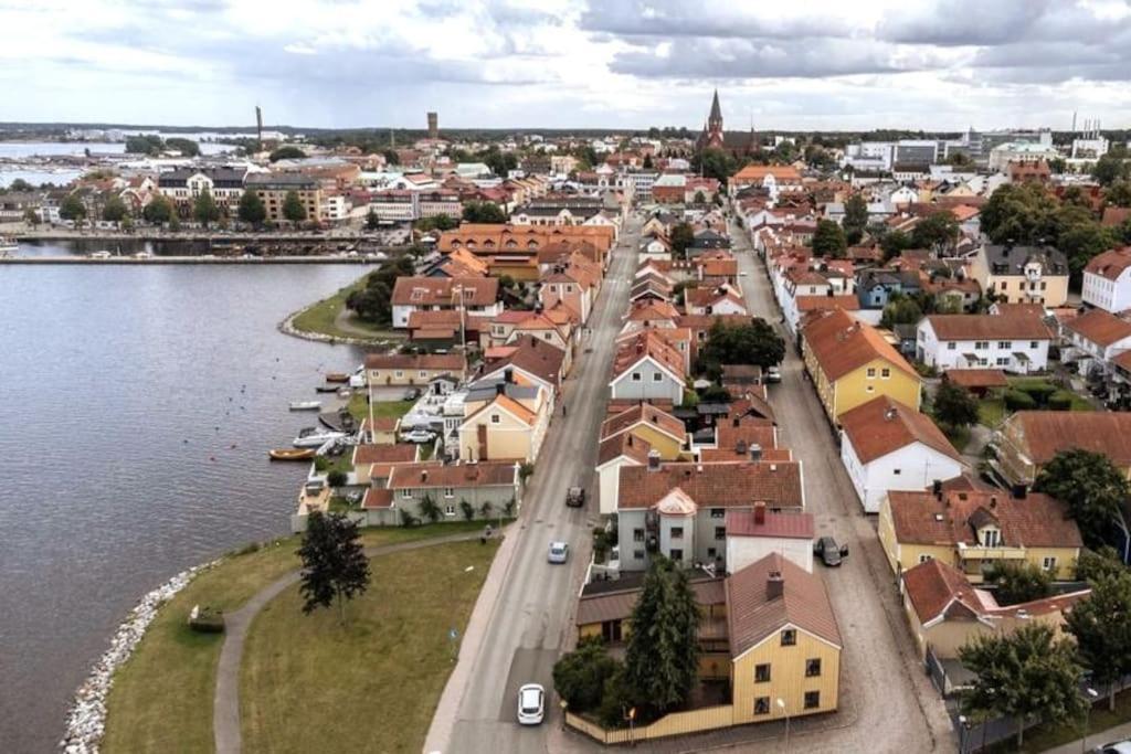 Central Laegenhet I 1700-Talshus Västervik Kültér fotó